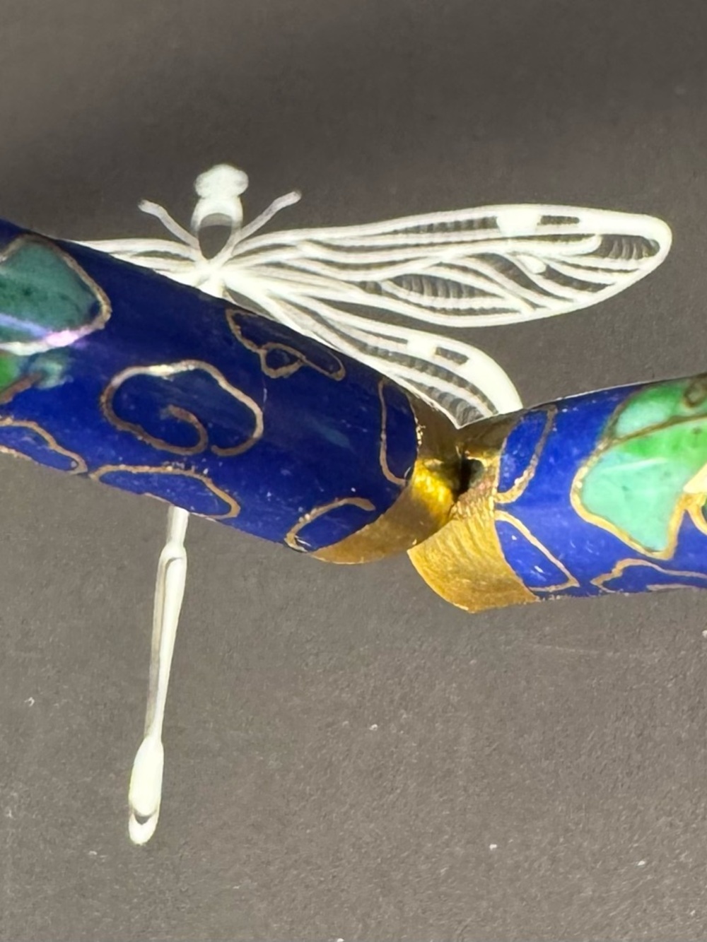 Cobolt blue very vintage Floral Cloisonné Bangle! Pull clasp to open! - Picture 9 of 12